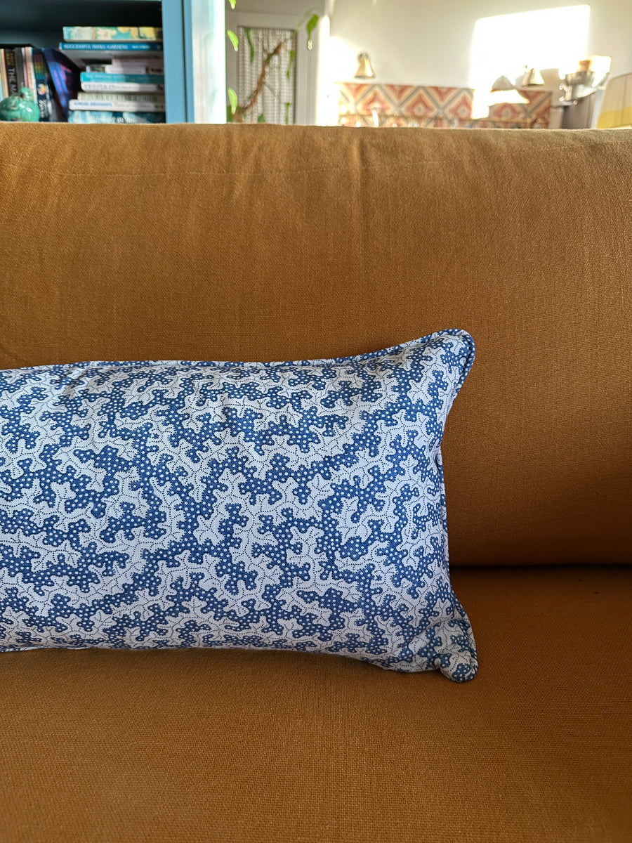 Colefax & Fowler  Mini bolster cushion