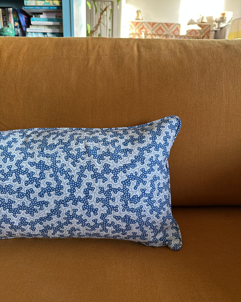 Colefax & Fowler  Mini bolster cushion