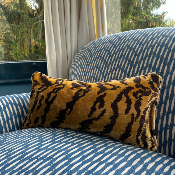 Nobilis tiger mini bolster cushion