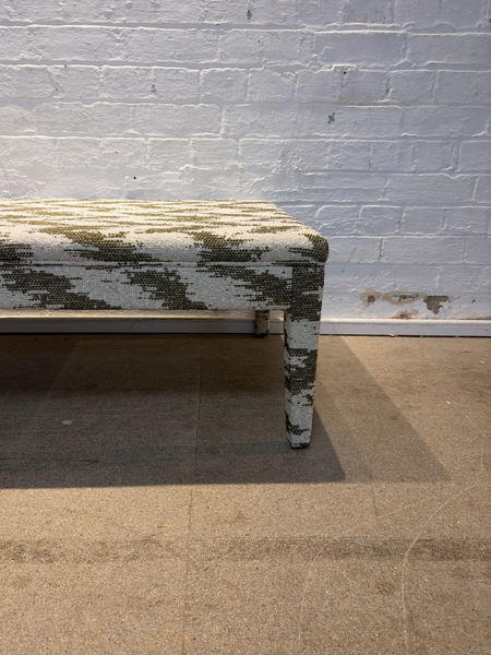 Villa Nova, Zibar in Elm - Honey ottoman