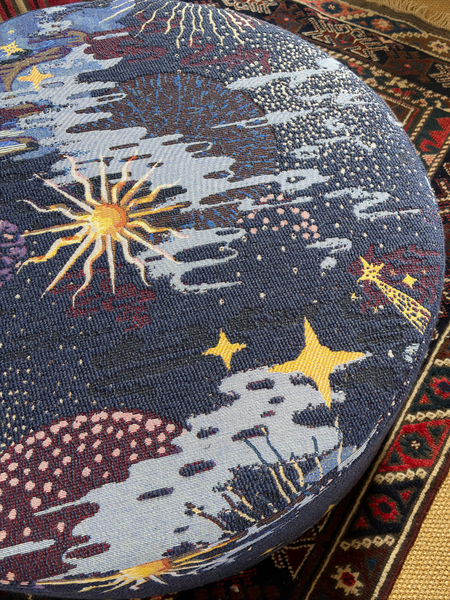 Ottoman Emelia sur mesure dans n'importe quel tissu