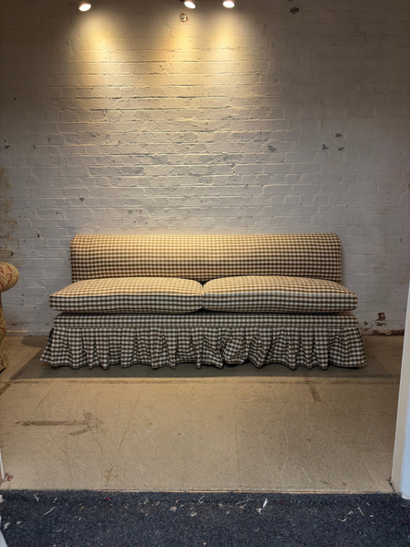 Katherine Slipper Back Skirted Banquette