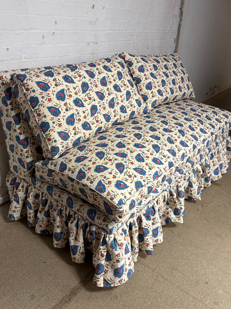 Amy Skirted Sofa