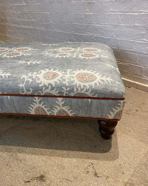 Fermoie Bryher ottoman