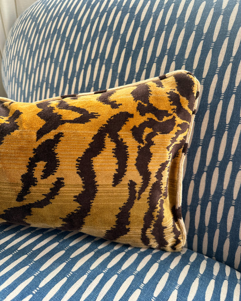 Nobilis tiger mini bolster cushion