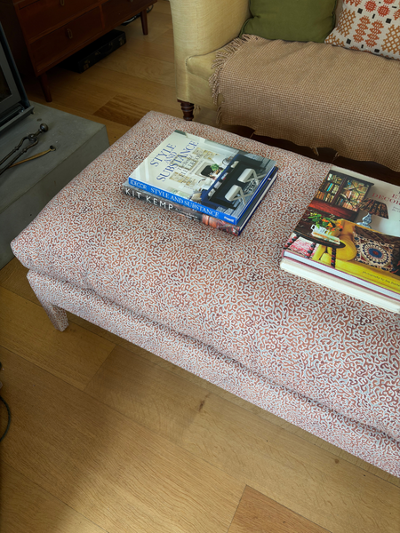 Evie ottoman in Franquemont Java in Rust