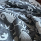 Suzani noir et blanc | Couvre-lit, tenture murale ou nous pouvons en faire un pouf ou une tête de lit pour vous