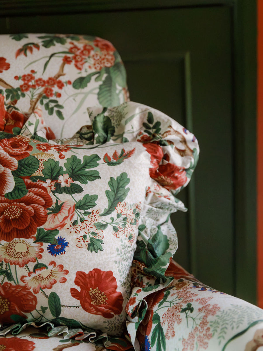Max Hurd's the “Look No Further" Armchair