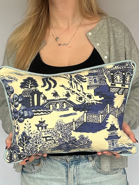 Beata Heuman Willow Lumbar Cushion 40 x 30 cm