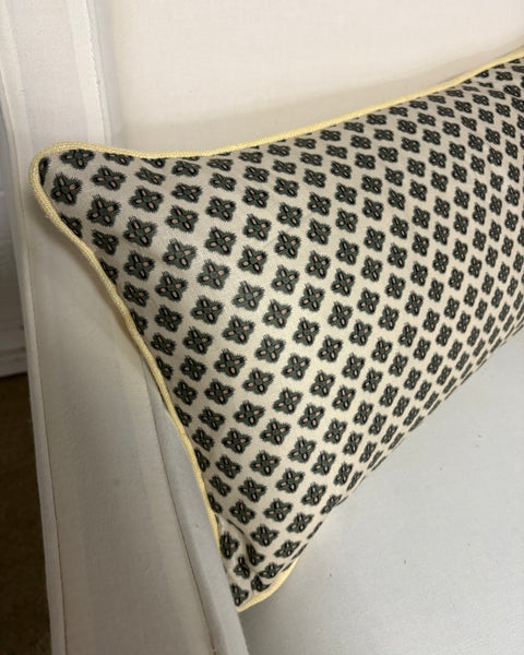 Mini bolster 60 x 30cm in Howe - Knurl in green