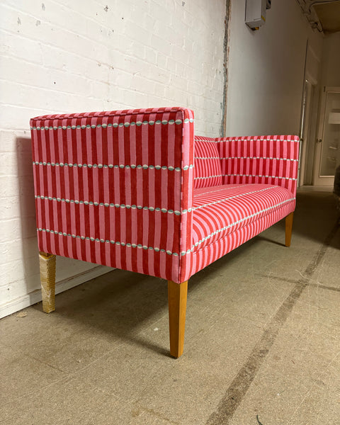 Molly - Occasional Sofa