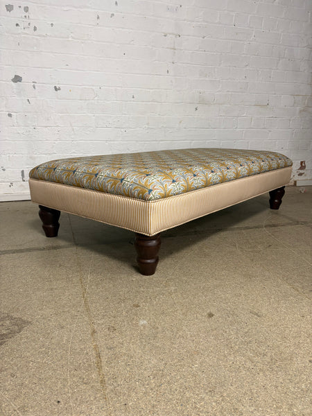 Bryher ottoman in Skybragd by gyri design