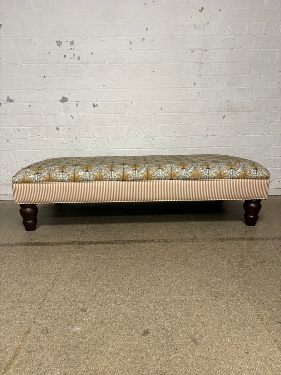 Bryher ottoman in Skybragd by gyri design