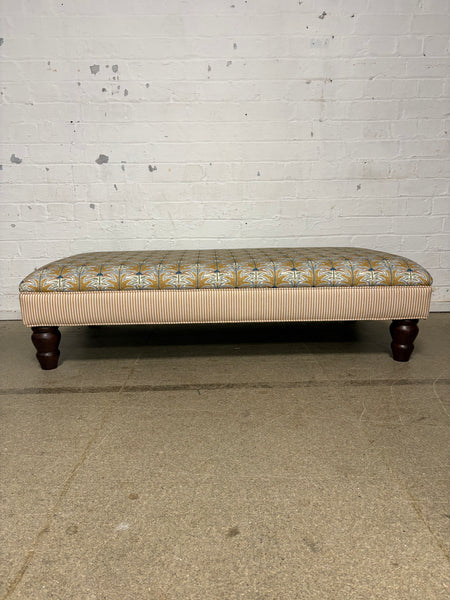 Bryher ottoman in Skybragd by gyri design