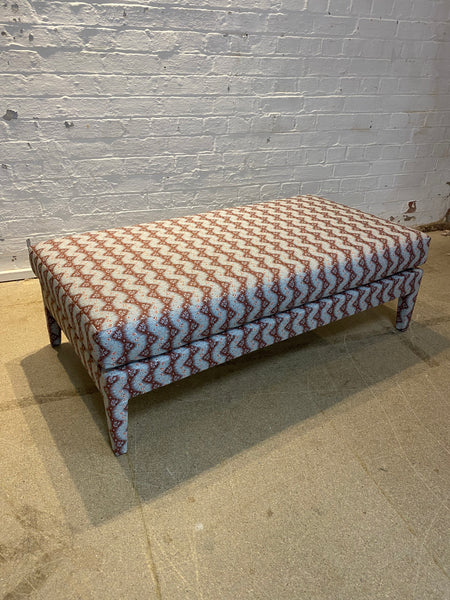 Honey Lux ottoman in Fleurons d’Helene La Folie