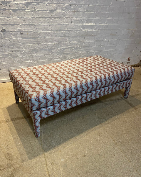 Honey Lux ottoman in Fleurons d’Helene La Folie