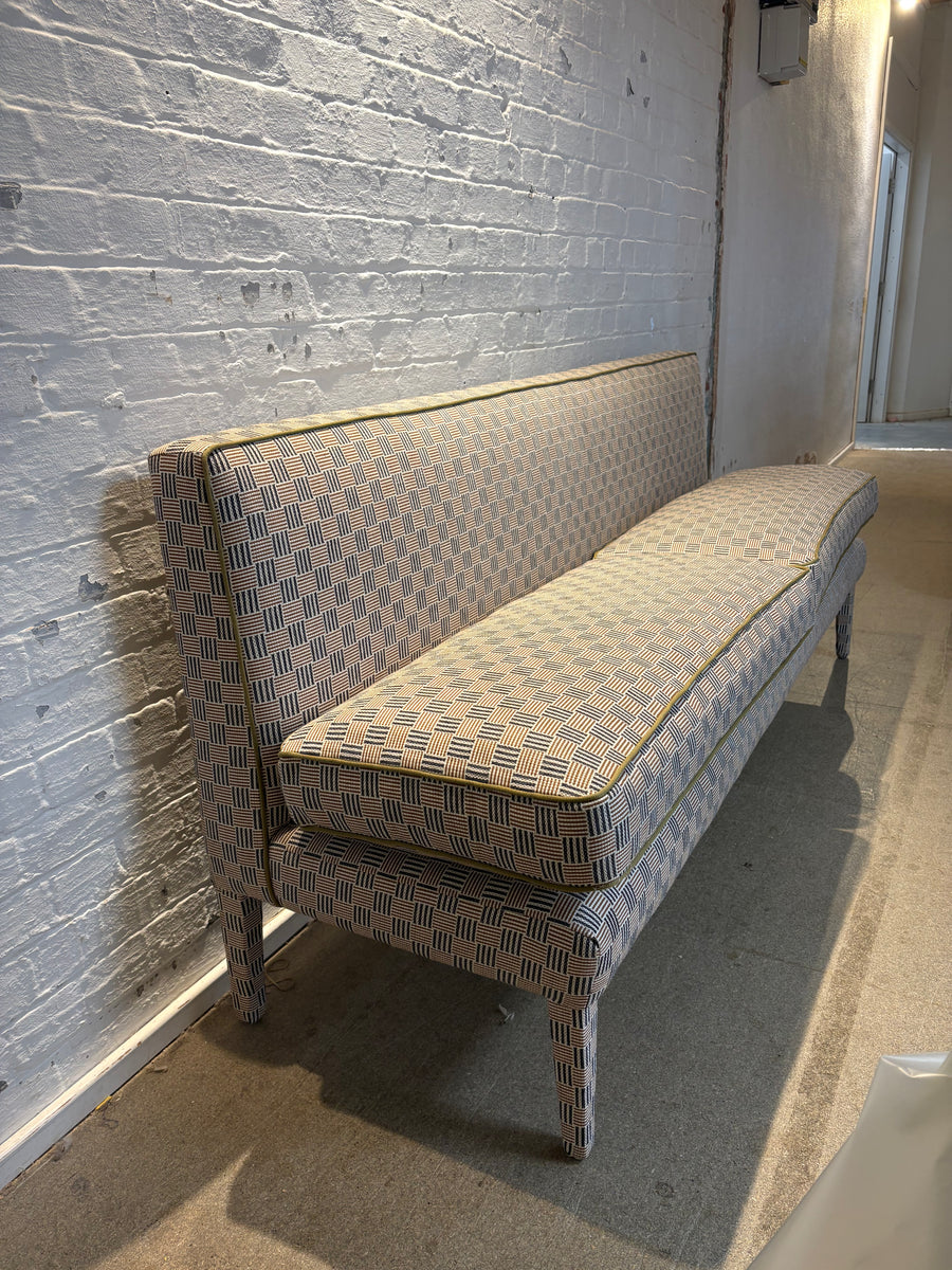 210cm Lucy Banquette in Lucy in Romo, Chia weave 8098/02