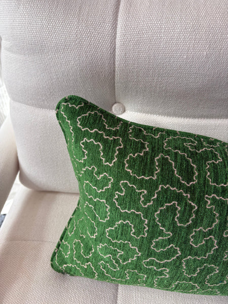 Lumbar cushion 40 x 30cm in Linwood Wiggle