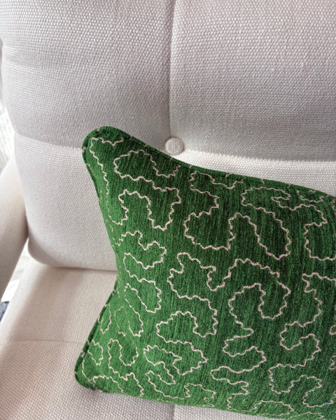 Lumbar cushion 40 x 30cm in Linwood Wiggle