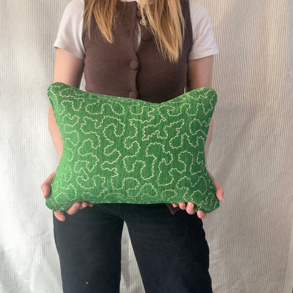 Lumbar cushion 40 x 30cm in Linwood Wiggle