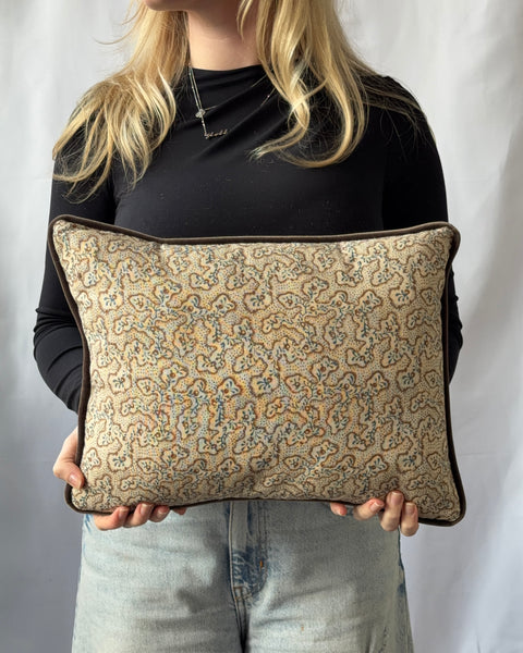 Chelsea Textiles Sea Meadow Old Gold Lumbar 40 x 30 cm