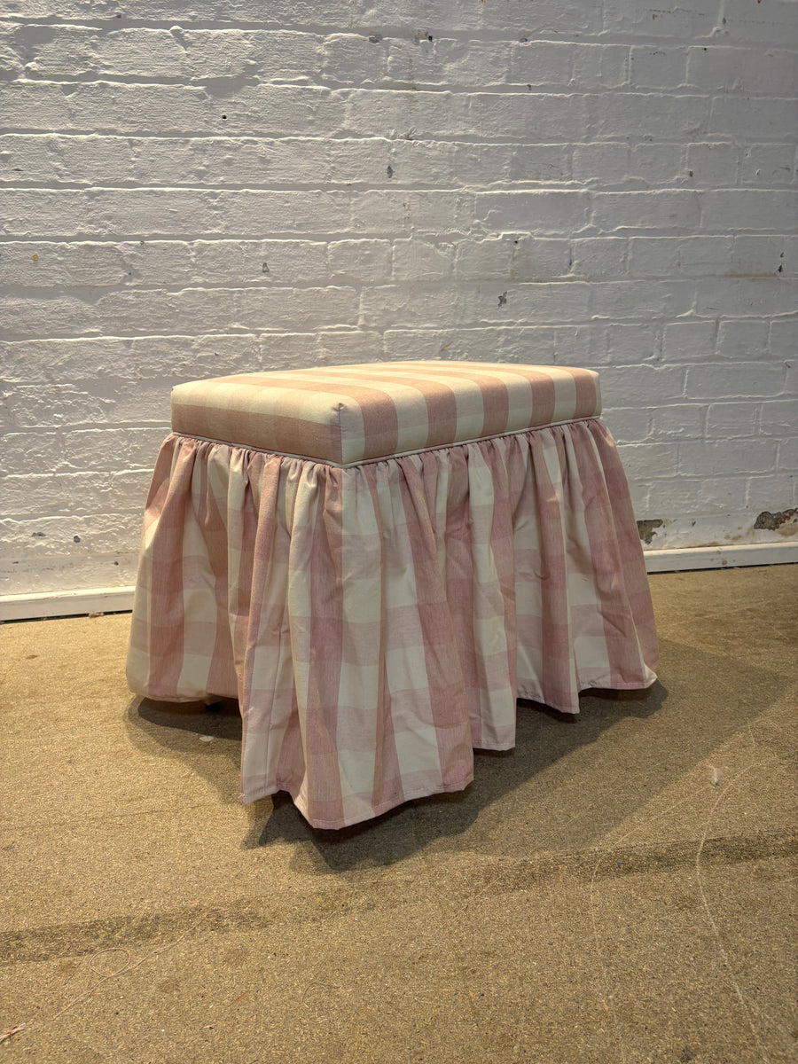 Titley &amp; Marr Coussin carré à rayures iKat
