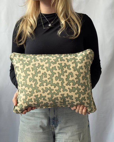 Colefax and Fowler Squiggle Moss Lumbar 40 x 30 cm