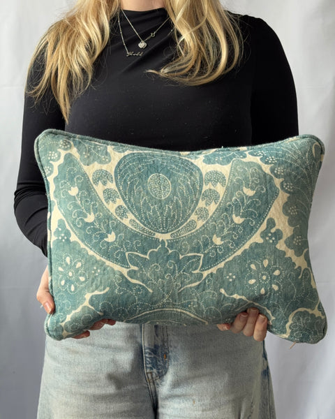Lewis & Wood Nantes Baltic Blue Lumbar 40 x 30 cm