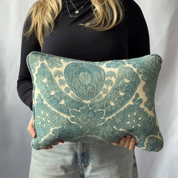 Lewis & Wood Nantes Baltic Blue Lumbar 40 x 30 cm