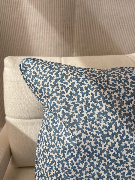 Square cushion 45 x 45cm in Romo Junie