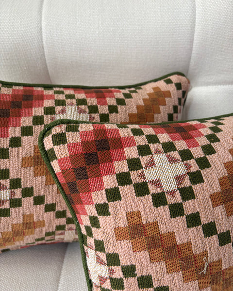 Pair of Nobilis Lumbar cushions 40 x 30cm