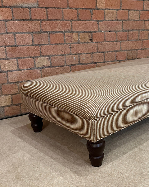 Fermoie Bryher ottoman