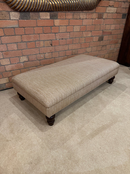 Fermoie Bryher ottoman