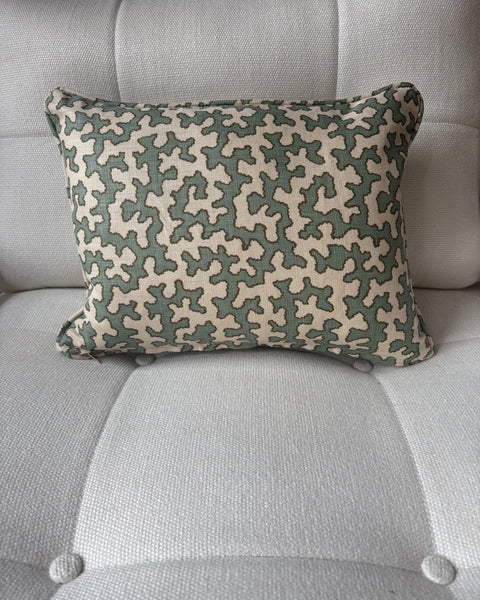 Lumbar cushion in Sibyl Colefax, Aqua Squiggle