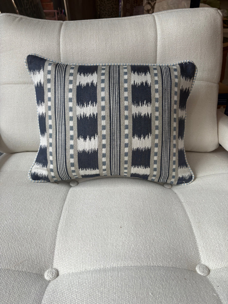 Lumbar cushion in James Hare, Paxton in Blue