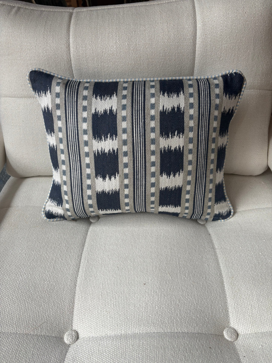Lumbar cushion in James Hare, Paxton in Blue