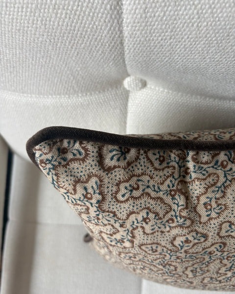 Lumbar cushion in Chelsea textiles, sea meadow
