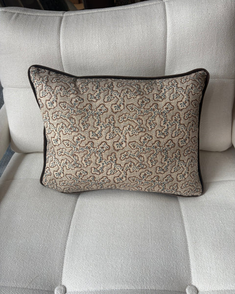 Lumbar cushion in Chelsea textiles, sea meadow