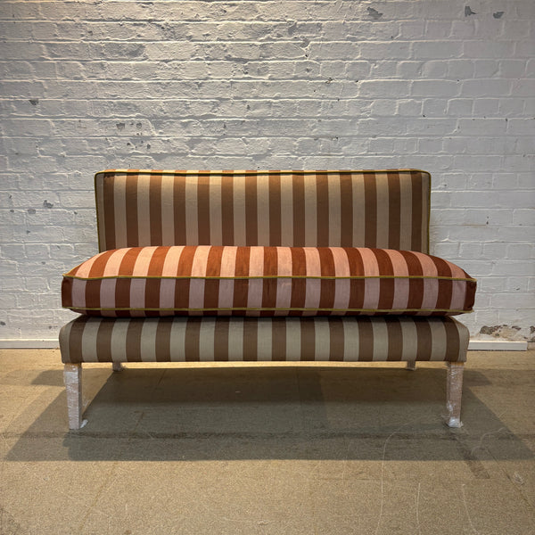 140cm Emily Banquette in Colours of Arley