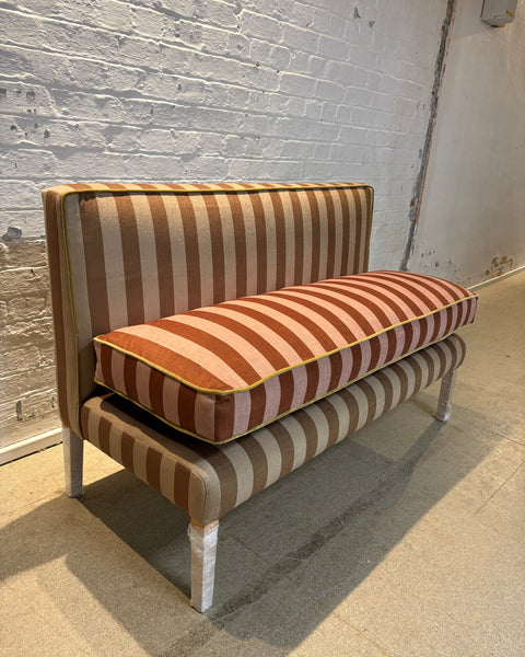 140cm Emily Banquette in Colours of Arley