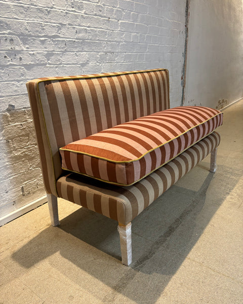 140cm Emily Banquette in Colours of Arley