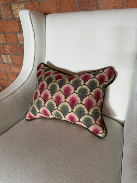 Lumbar cushion in Flora Soames Walsingham weave