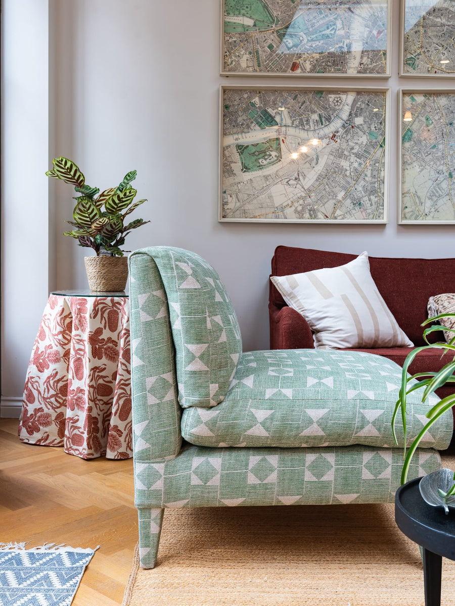 Chaise Nikki Slipper sur mesure dans votre choix de tissu