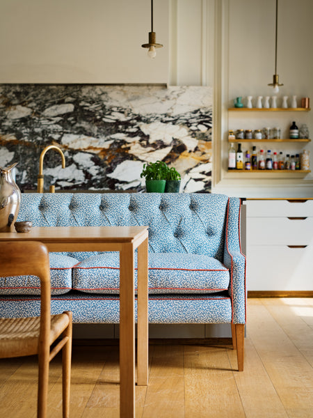 Thea button backrest banquette
