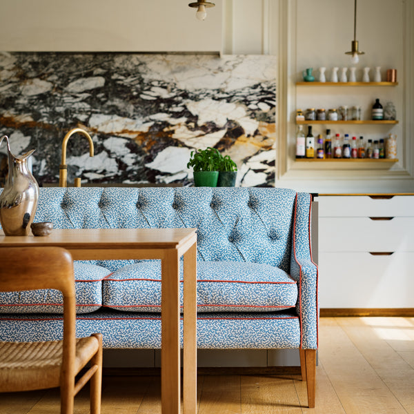 Thea button backrest banquette