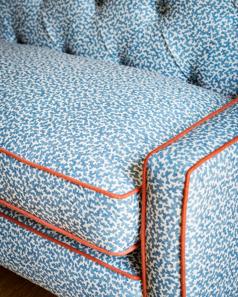 Thea button backrest banquette