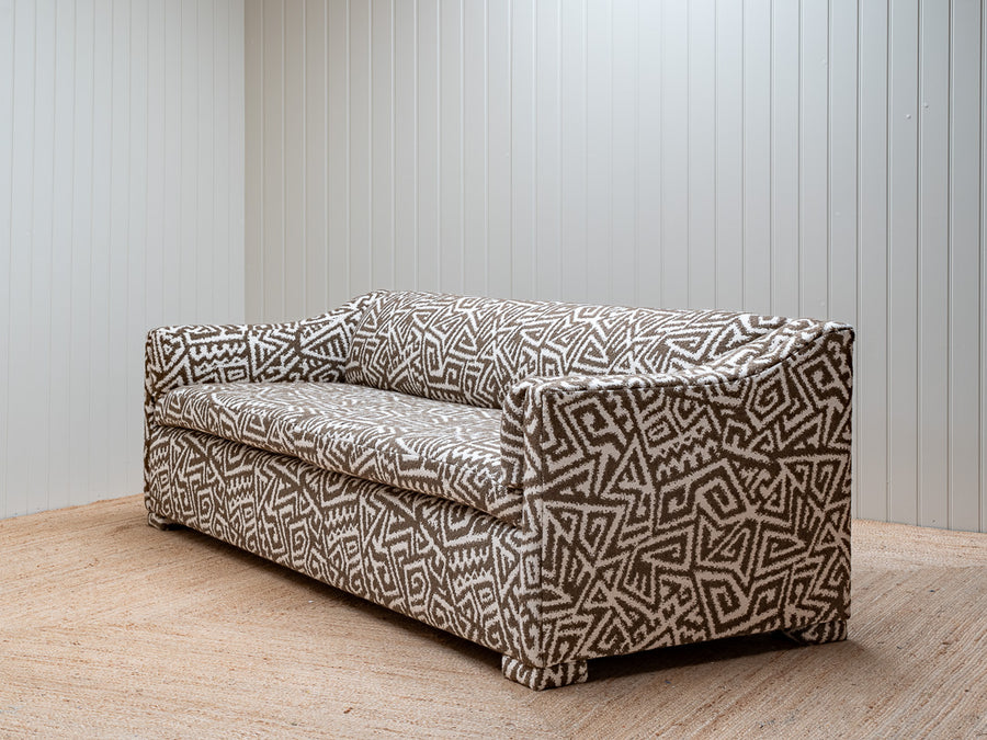 Leanne Goodbones Sofa W240cm in No.9 Thompson Agafay tobacco 02