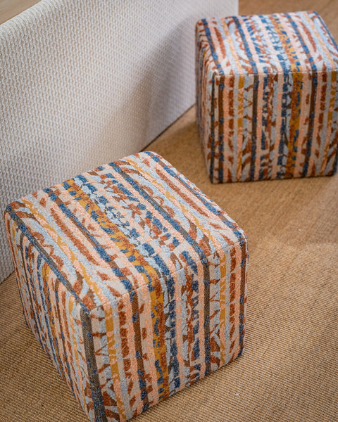 Titley &amp; Marr Coussin carré à rayures iKat
