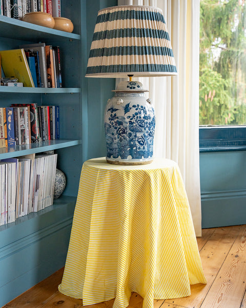 Table & Tablecloth Combo | Yellow