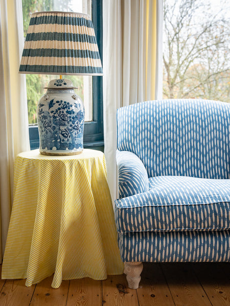 Table & Tablecloth Combo | Yellow